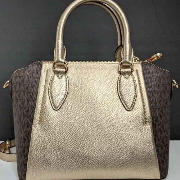 Michael Kors Gold Studded Women's Bag
Great Condition - Picture 2 of 5